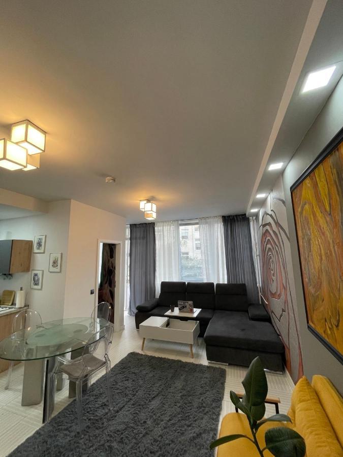 Bright: Flat With Balcony - Kitchen - Free Parking Leilighet Berlin Eksteriør bilde