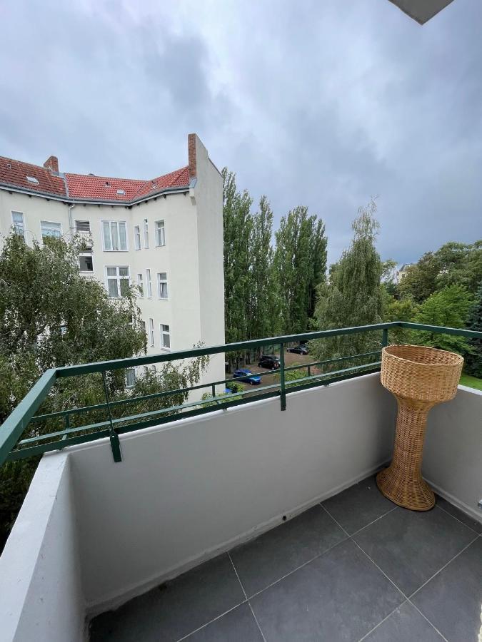 Bright: Flat With Balcony - Kitchen - Free Parking Leilighet Berlin Eksteriør bilde