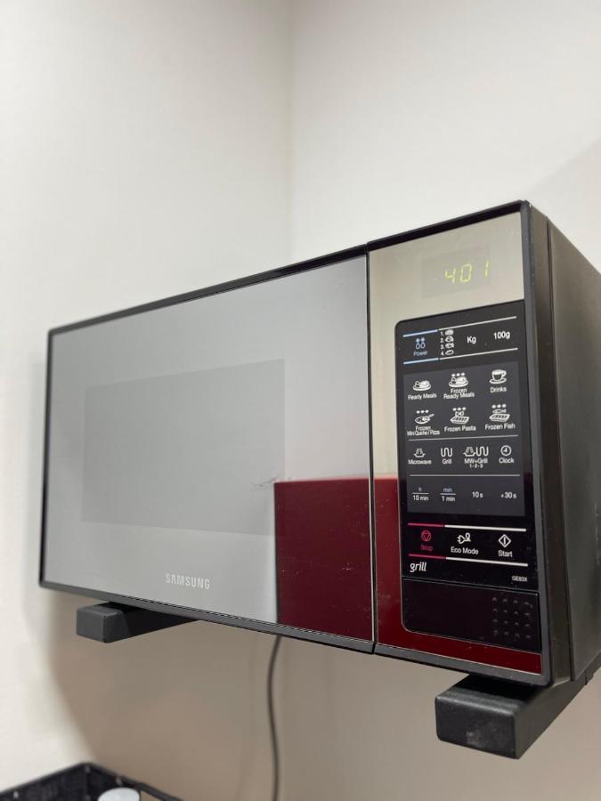 Bright: Flat With Balcony - Kitchen - Free Parking Leilighet Berlin Eksteriør bilde